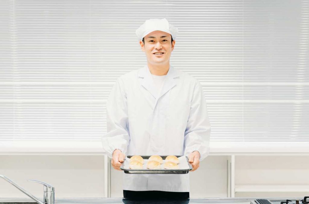 菓子パン製造に使用されるベーカリー機械の種類